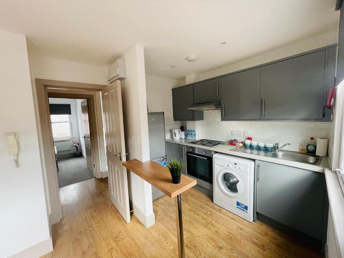 Lovely 1 Bedroom Apartment In לונדון מראה חיצוני תמונה